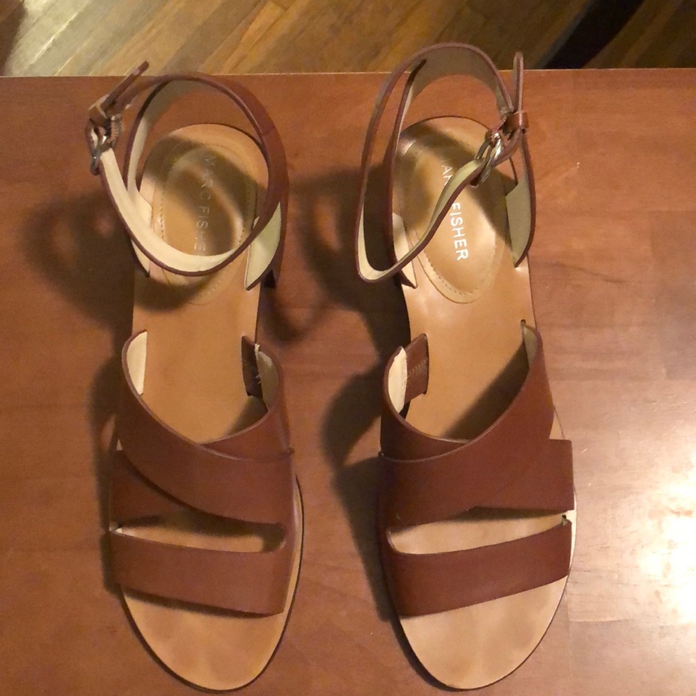 Casual sandals